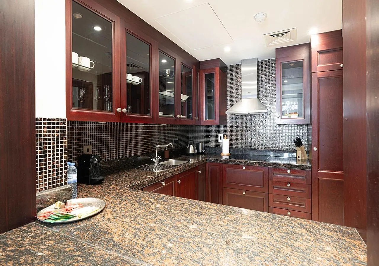 Luxury 1-Bedroom Apartment, 5 Min To Dubai Mall