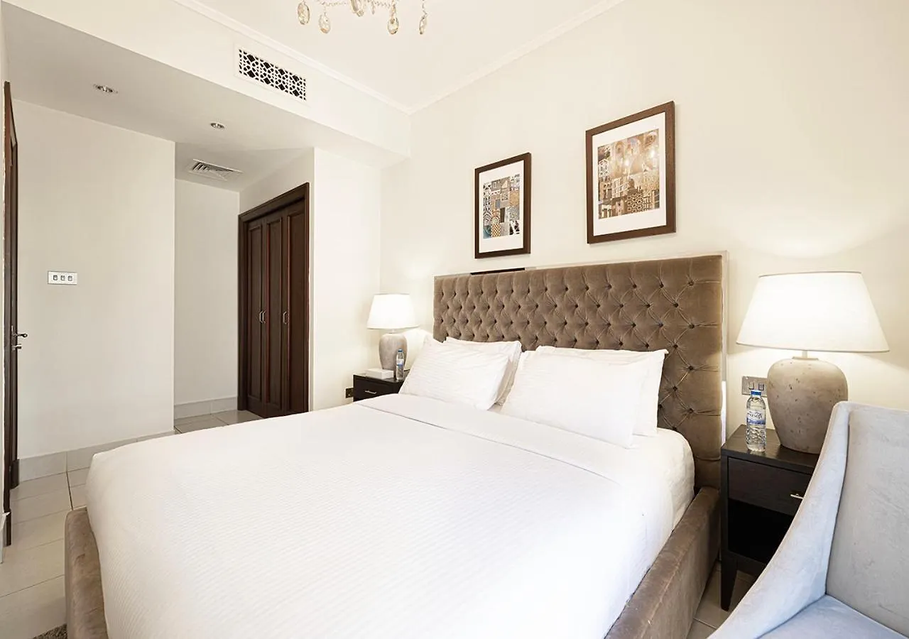 Luxury 1-Bedroom Apartment, 5 Min To Dubai Mall