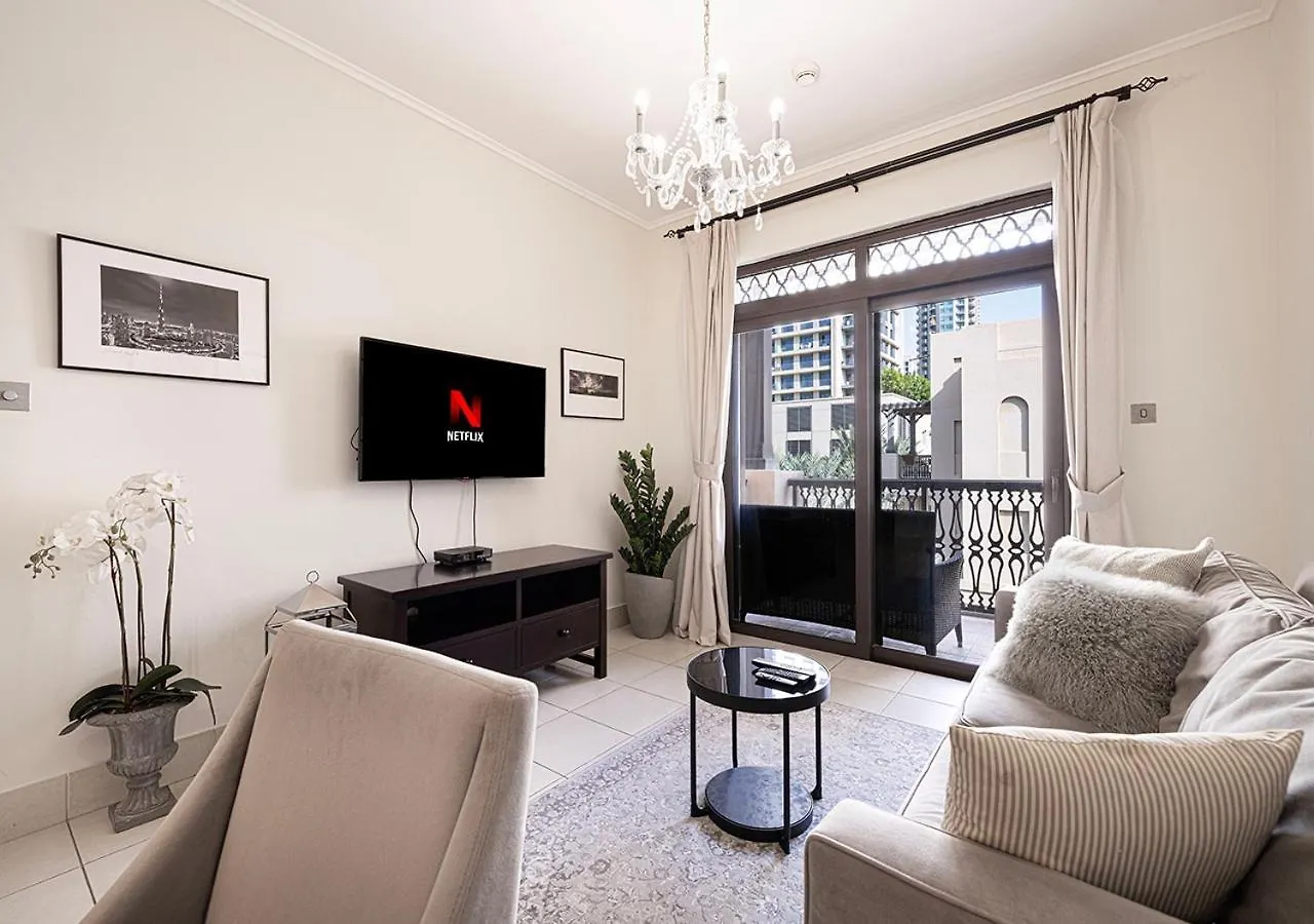 Apartment Luxury 1-Bedroom Apartment, 5 Min To Dubai Mall