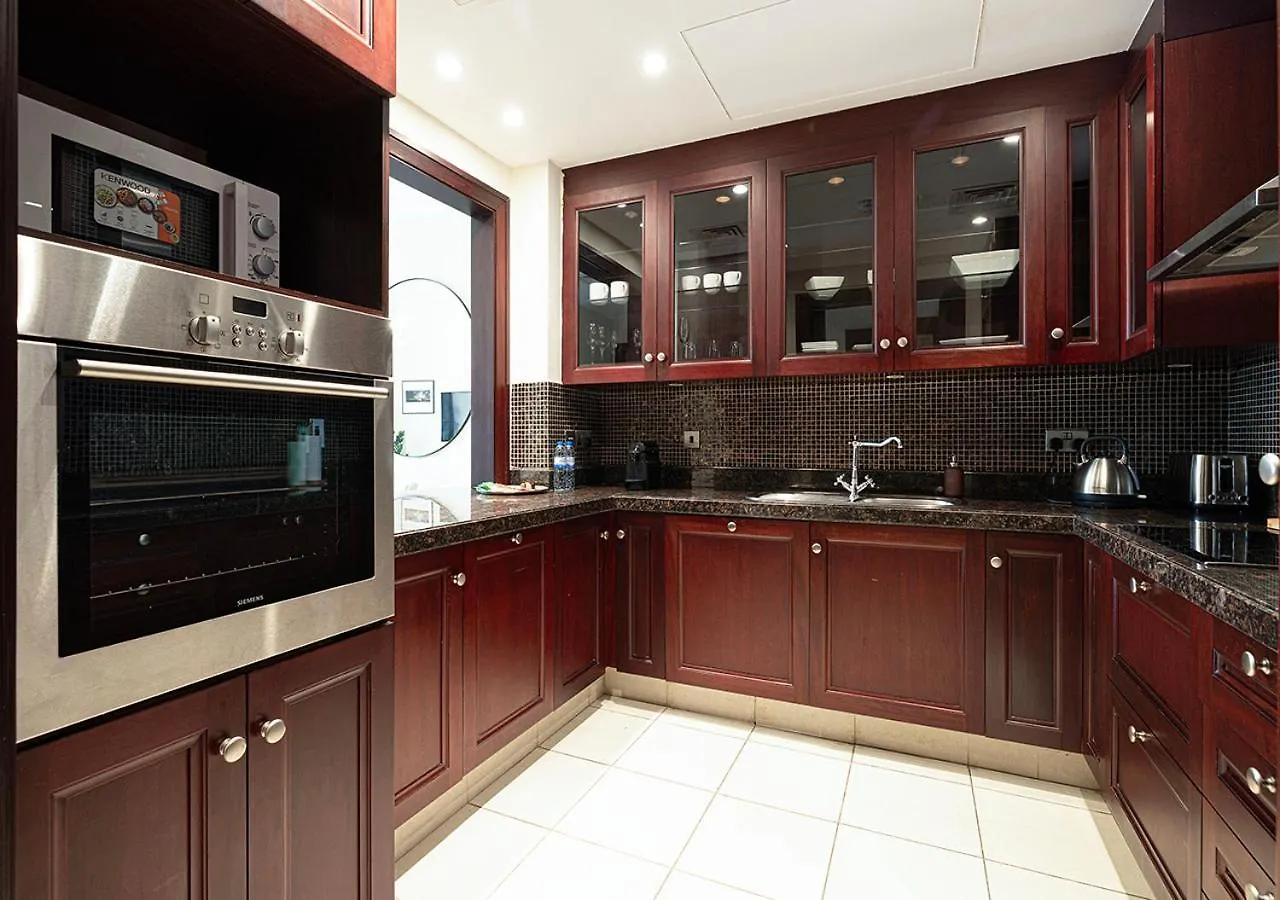 Luxury 1-Bedroom Apartment, 5 Min To Dubai Mall